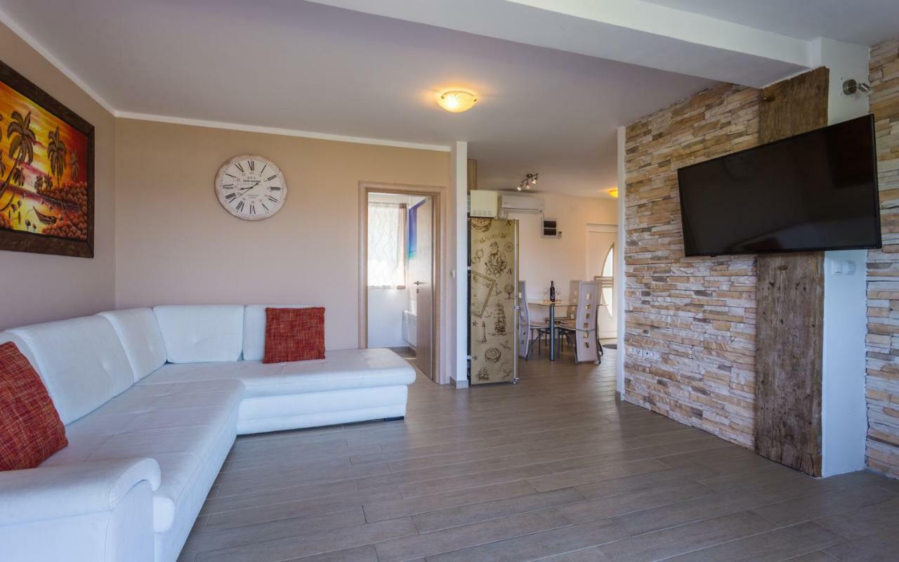 Apartment Trava Klimno Εξωτερικό φωτογραφία